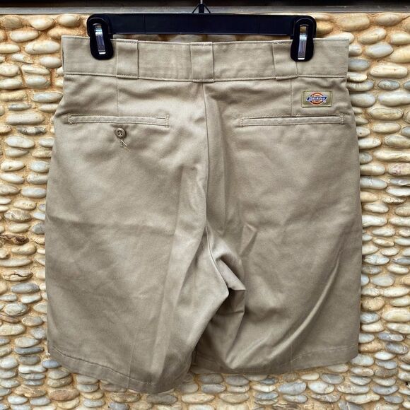 Dickies Tan Khaki Flat Front Relaxed Fit Work or School Uniform Shorts. 30" EUC - Picture 5 of 7
